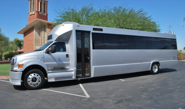 Detroit 40 Person Shuttle Bus